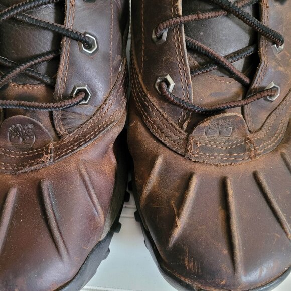 Timberland Boots Mens 9.5 Brown Leather Canard Mid Hiking Outdoors Distressed - Picture 13 of 15